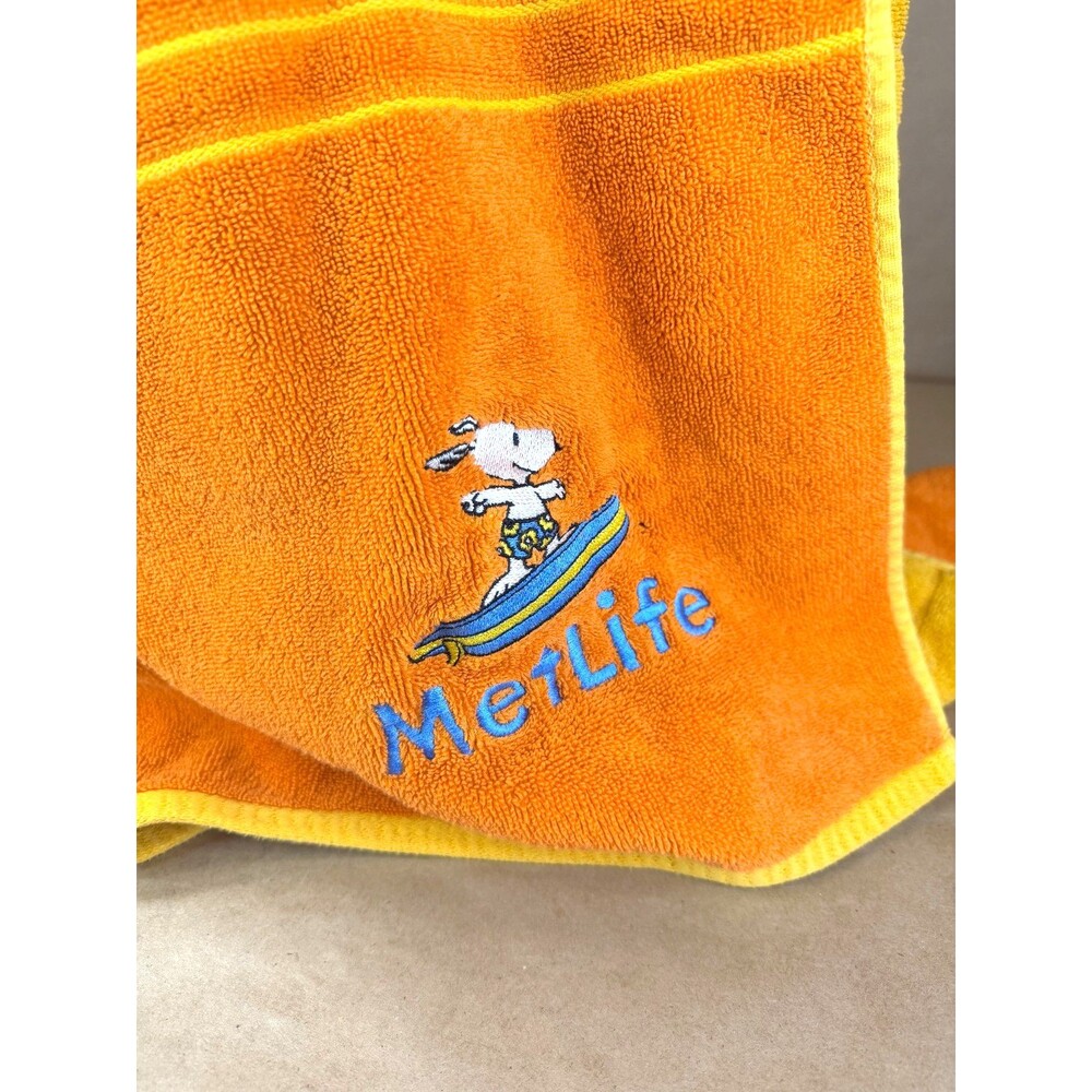 Vintage MetLife Snoopy Beach Towel Orange Striped Peanuts Surfing Embroidered - Picture 10 of 12